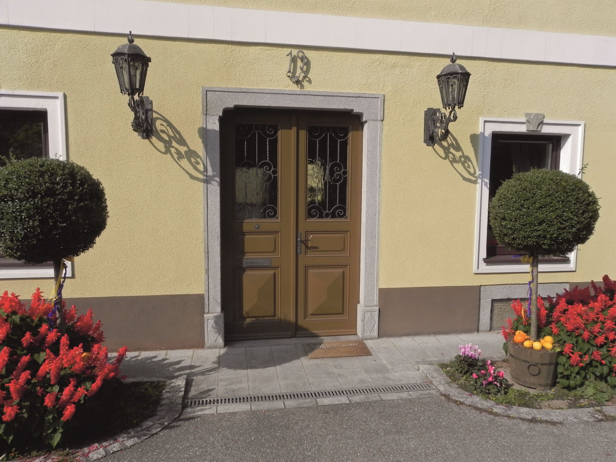 Sonderanfertigung diverses - Granit Hellgrau Anfertigung nach Maß